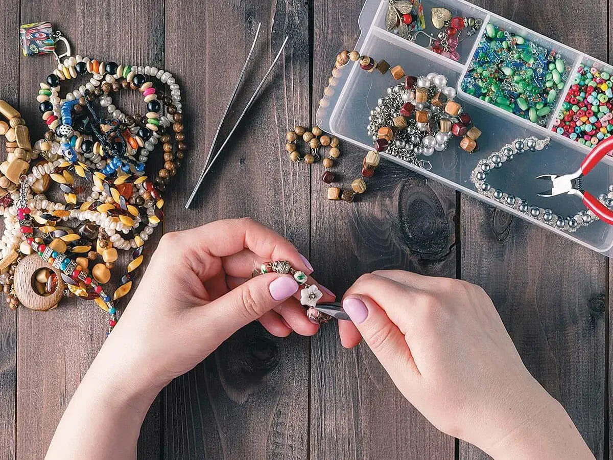 Những thiết kế nổi bật trong trang sức handmade