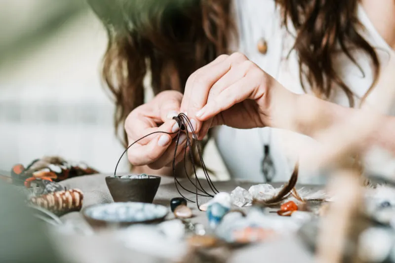 Những lời khuyên khi làm trang sức handmade